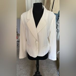 BOBBY J SUIT